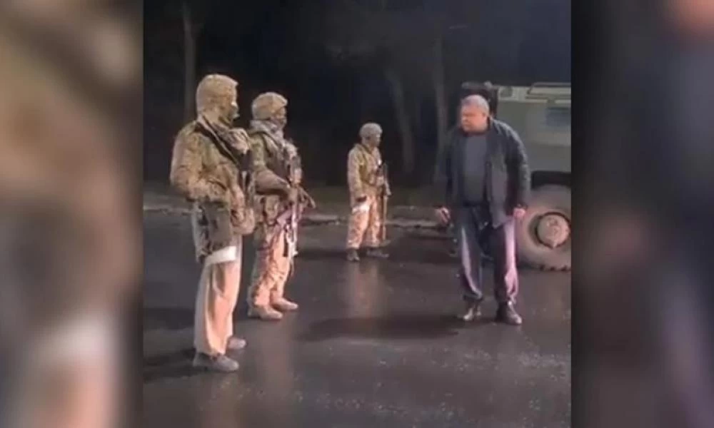 Θαρραλέος παππούς τα "χώνει" σε Ρώσους στρατιώτες - «Είστε απλά μαριονέτες»